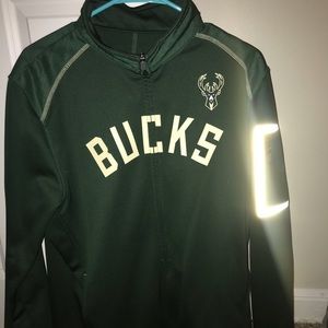 Milwaukee Bucks Zip Up